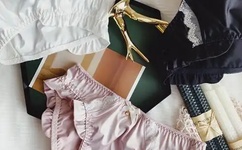 顶流RAPPER女公开裸露下身